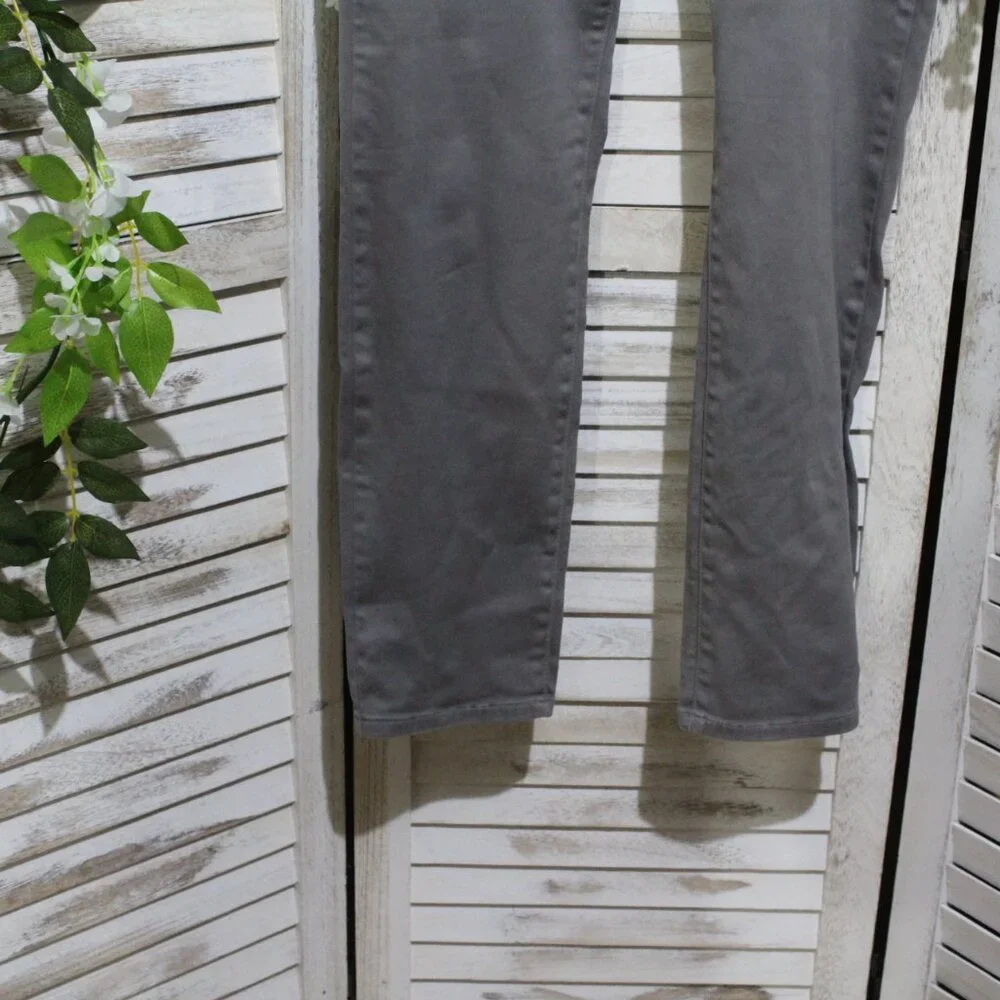 NYDJ Stretch Grey Legging Jeans (105) - Picture 3 of 15